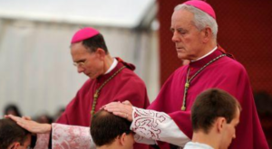 Lire la suite à propos de l’article L&rsquo;évêque négationniste Richard Williamson débouté par la Cour européenne des droits de l&rsquo;homme